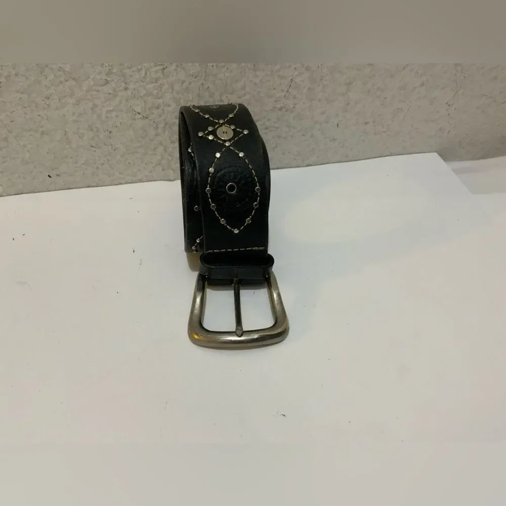 Fossil Leather Belt Embossed Flower Metal Stud Accents, size Medium
